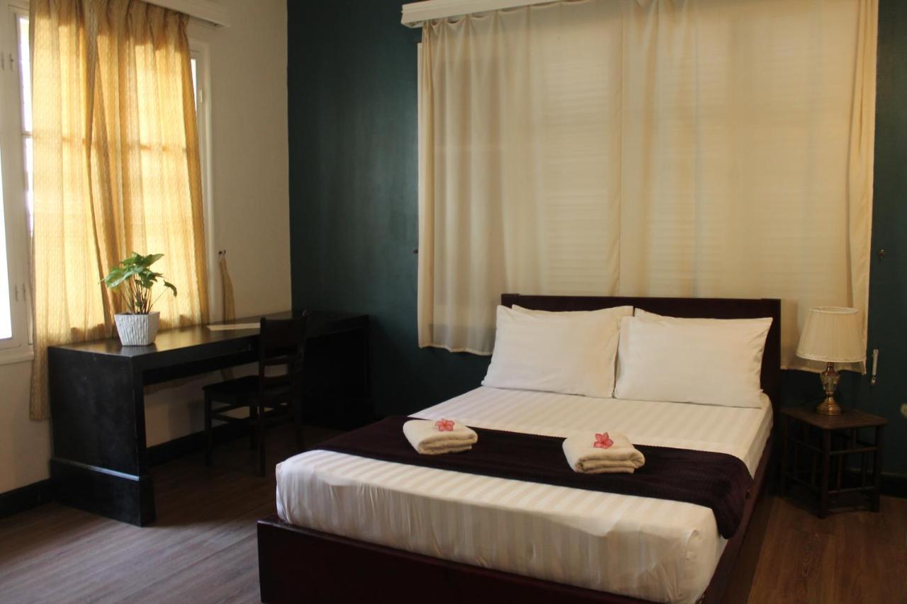 Papillon Hotel *